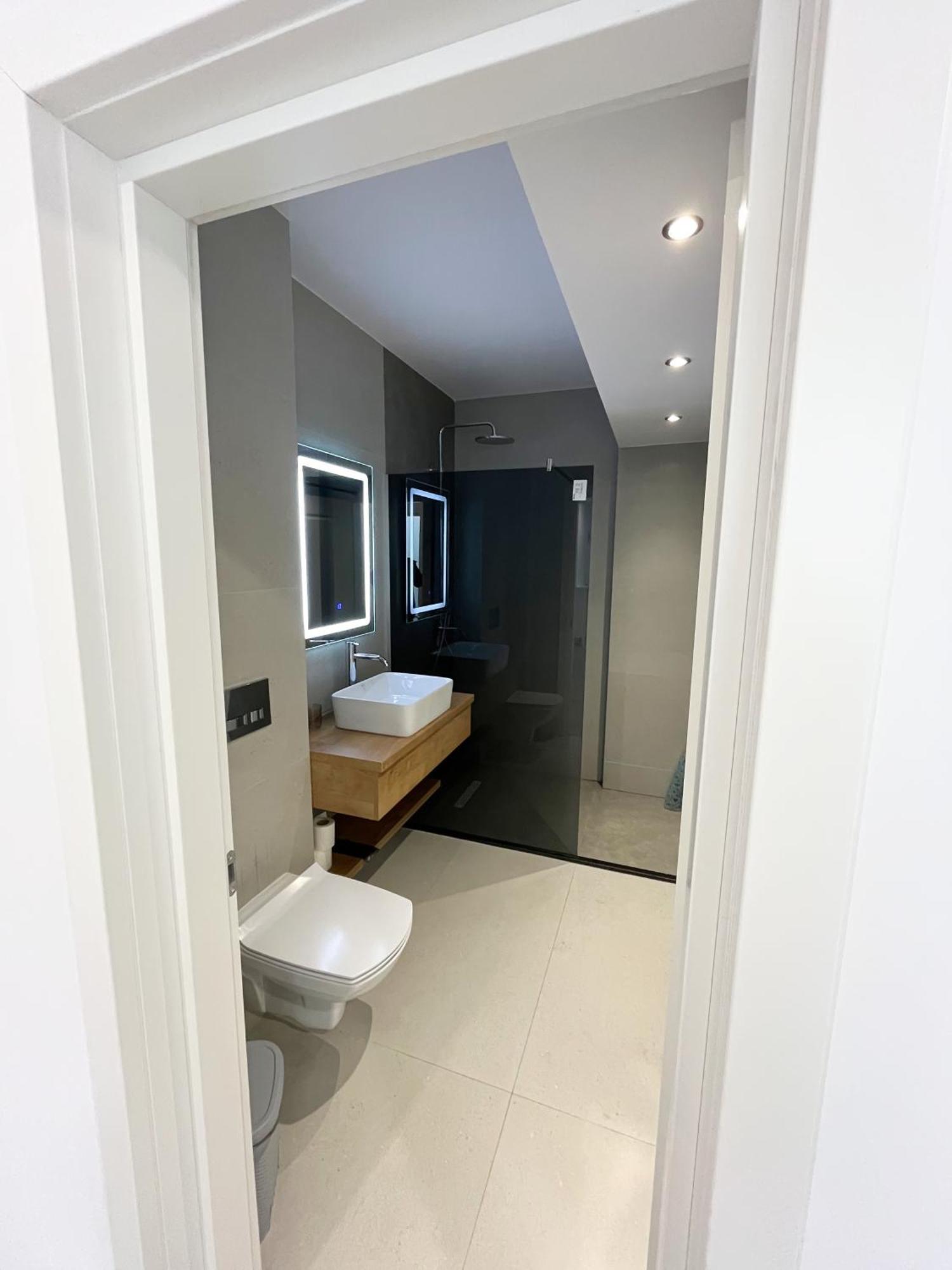 Confort Aparthotel Яссы Экстерьер фото